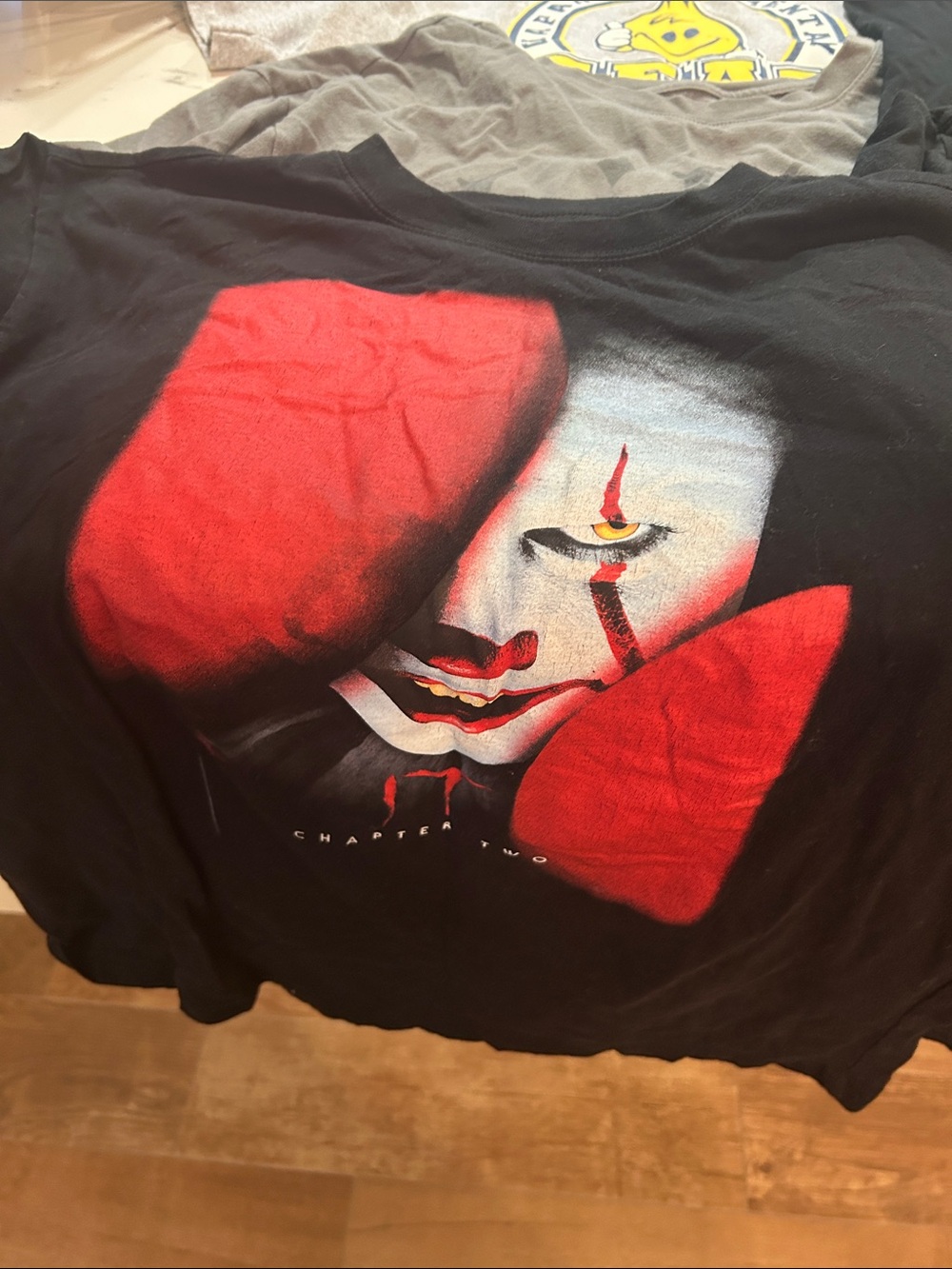 (12) Woman’s Tshirts Size Medium